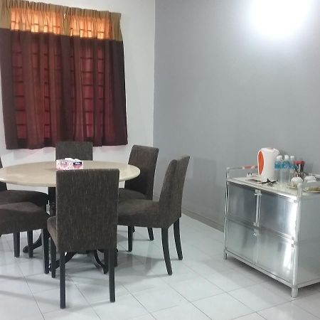 Anjung Homestay Sepang Dış mekan fotoğraf